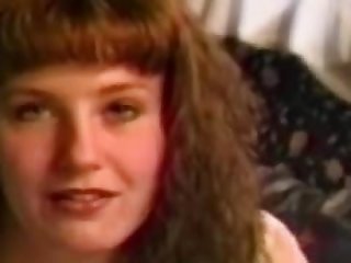 Amateur retro babe doggystyled